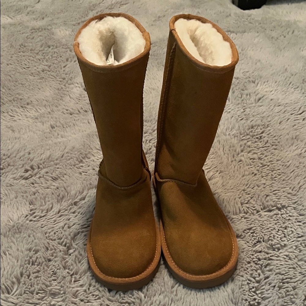 Kookaburra by Ugg boots size 5.5 for girls New
